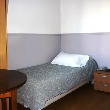 Hotel Mary's *