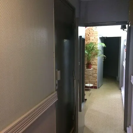 Mary's Hotel